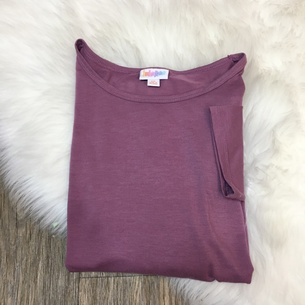 LuLaRoe XS Irma Top